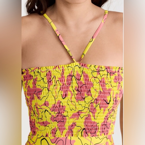 Tanya Taylor
Kendra Smocked One Piece size L - Picture 2 of 10